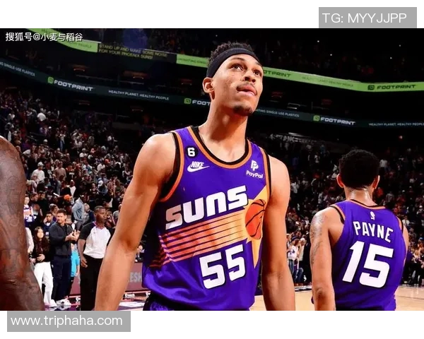 美记怀特黑德与雷霆签下的是训练营合同,将竞争双向名额 美记怀特黑德与雷霆签下的是训练营合同,将竞争双向名额