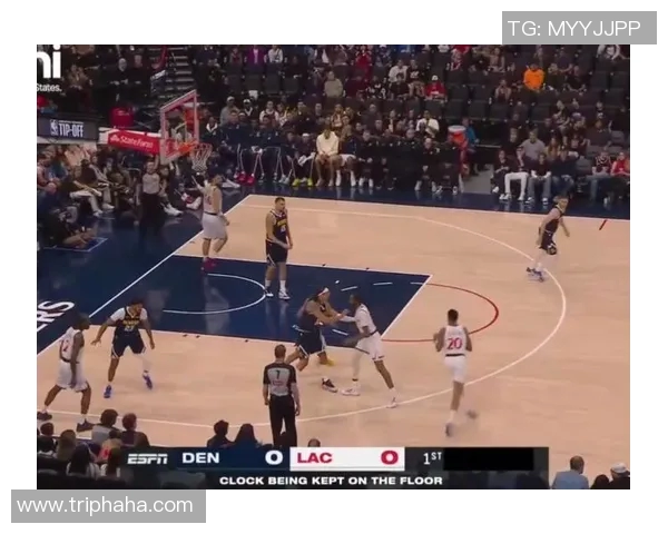 快船vs爵士首发:伦纳德&马尔卡宁领衔,比尔迎来首秀 快船vs爵士首发:伦纳德&马尔卡宁领衔,比尔迎来首秀